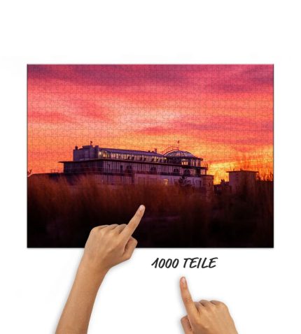 Puzzle Strand Hotel im Sonnenuntergang